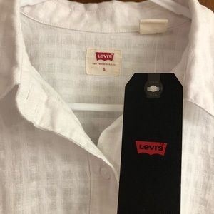 NWT Levi’s button up shirt